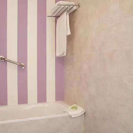 Boutique Isla ホテル 3*