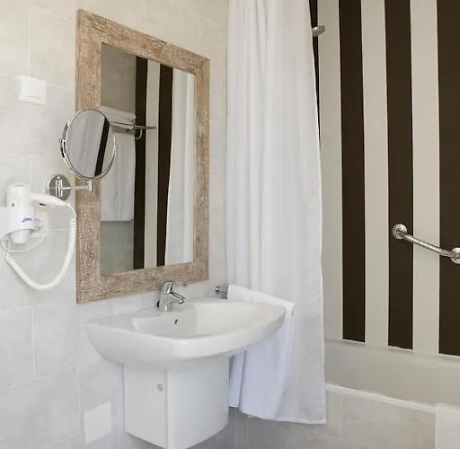 伊萨拉塔巴卡精品酒店